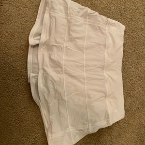 white lululemon pace rival skirt